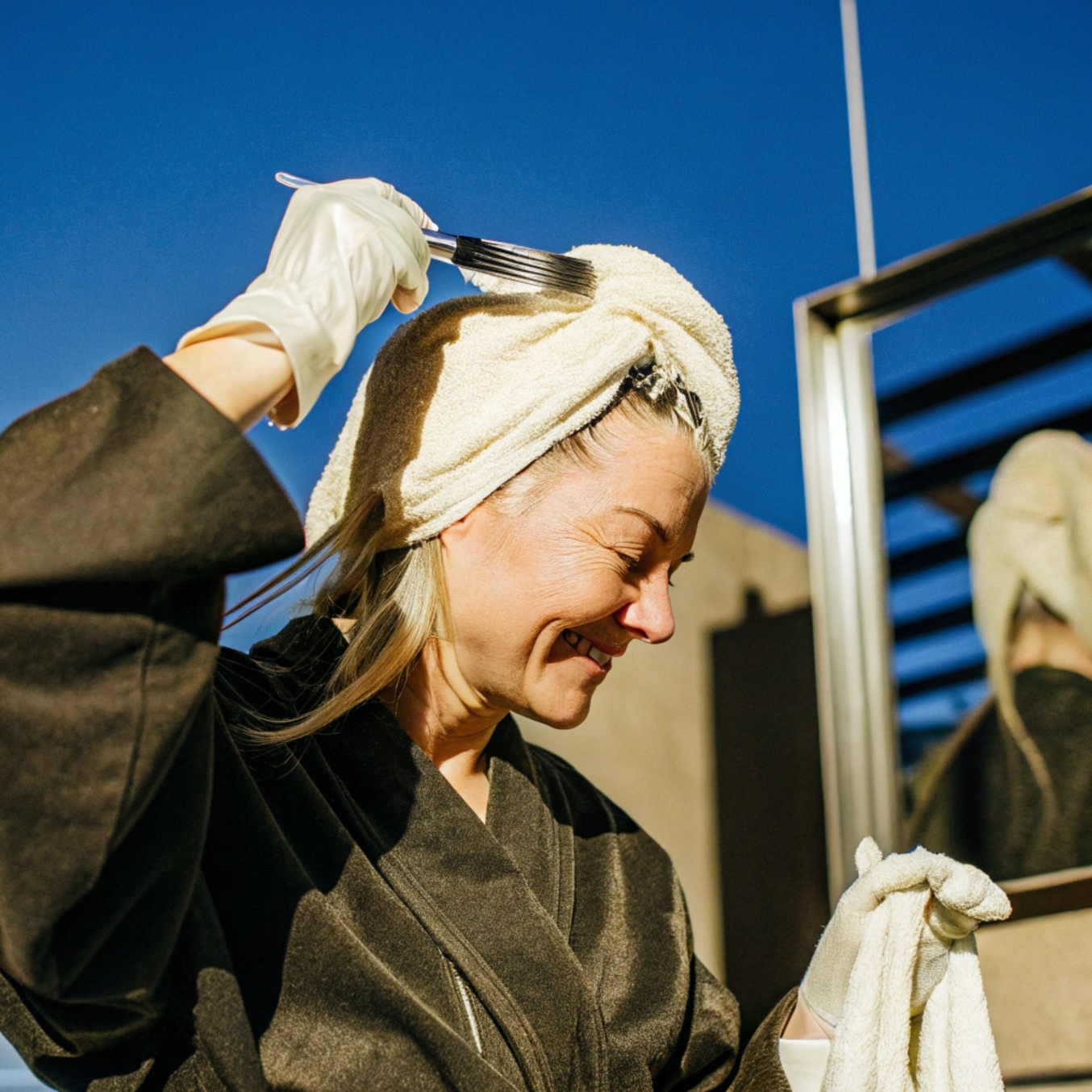 como pintar cabelo de loiro em casa​